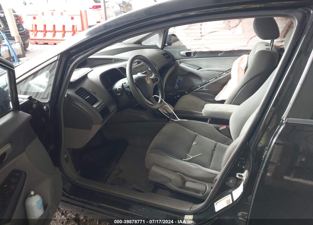 2009 HONDA CIVIC LX VIN: 19XFA16579E026146