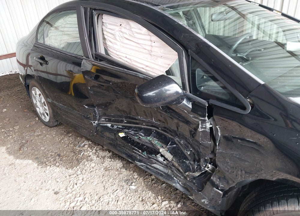 2009 HONDA CIVIC LX VIN: 19XFA16579E026146
