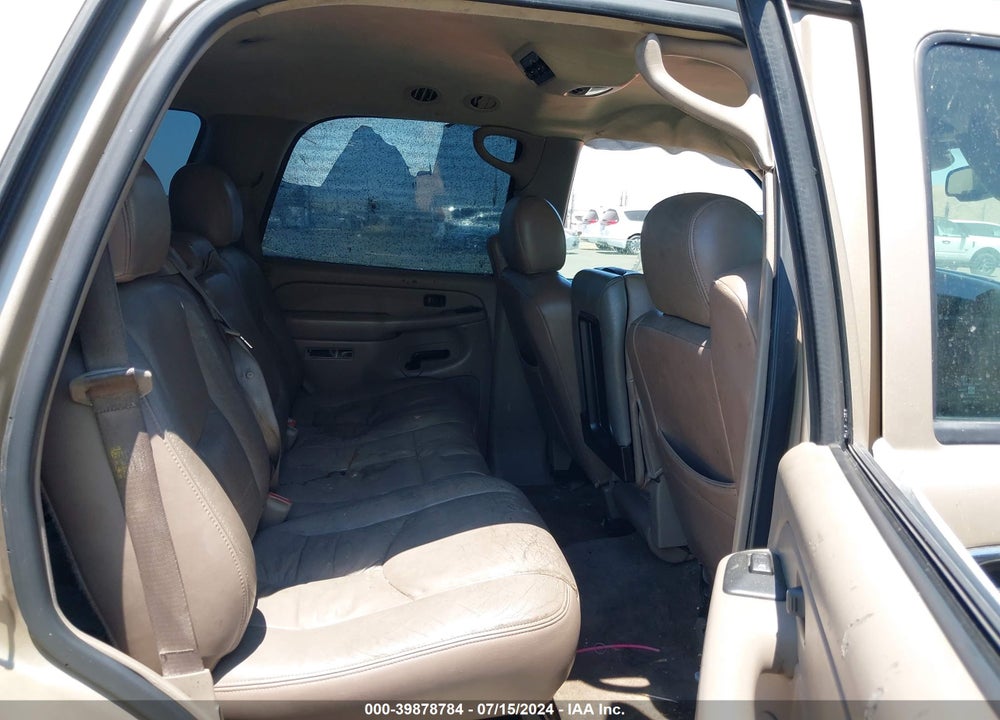 2005 CHEVROLET TAHOE LS VIN: 1GNEK13T05J199359