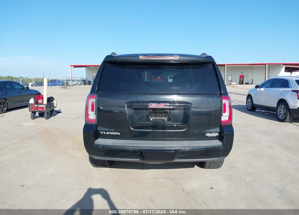 2015 GMC YUKON SLT VIN: 1GKS2BKC1FR304811