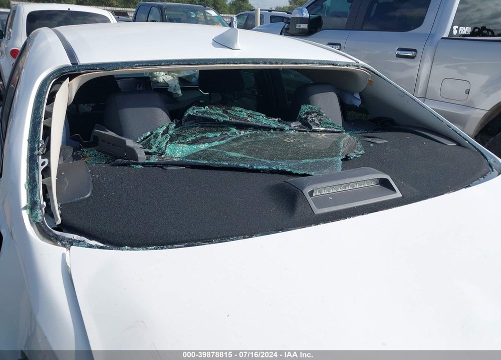 2020 TOYOTA COROLLA LE VIN: 5YFHPRAEXLP031117