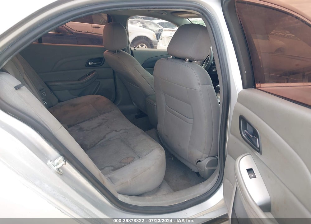 2015 CHEVROLET MALIBU LS VIN: 1G11B5SL7FF352588