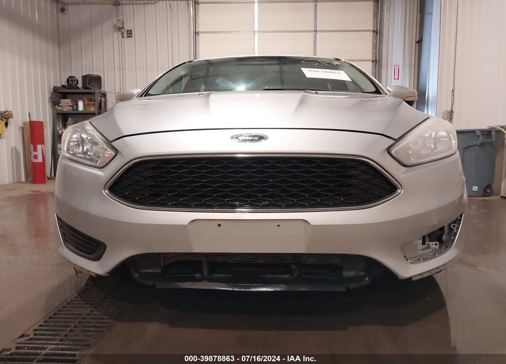 2016 FORD FOCUS SE VIN: 1FADP3K27GL284724