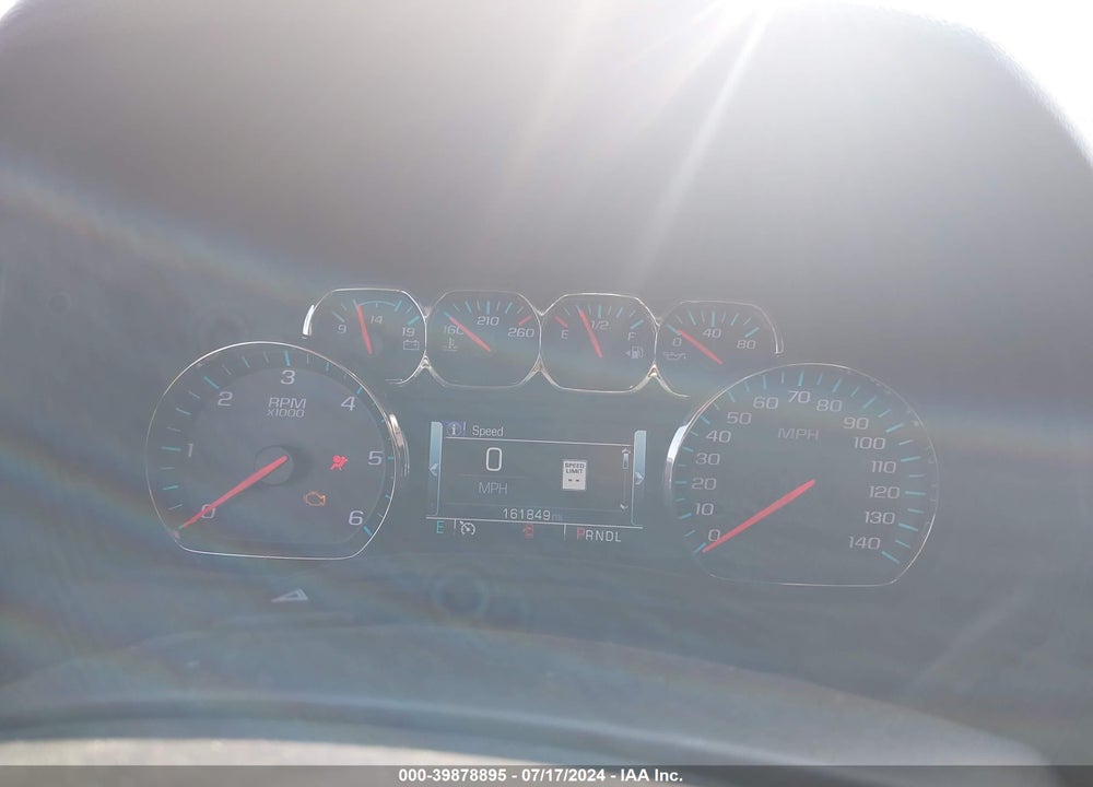 2018 CHEVROLET TAHOE LT VIN: 1GNSKBKCXJR333073