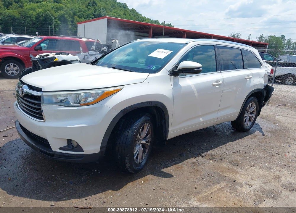 2015 TOYOTA HIGHLANDER XLE V6 VIN: 5TDJKRFH2FS187795