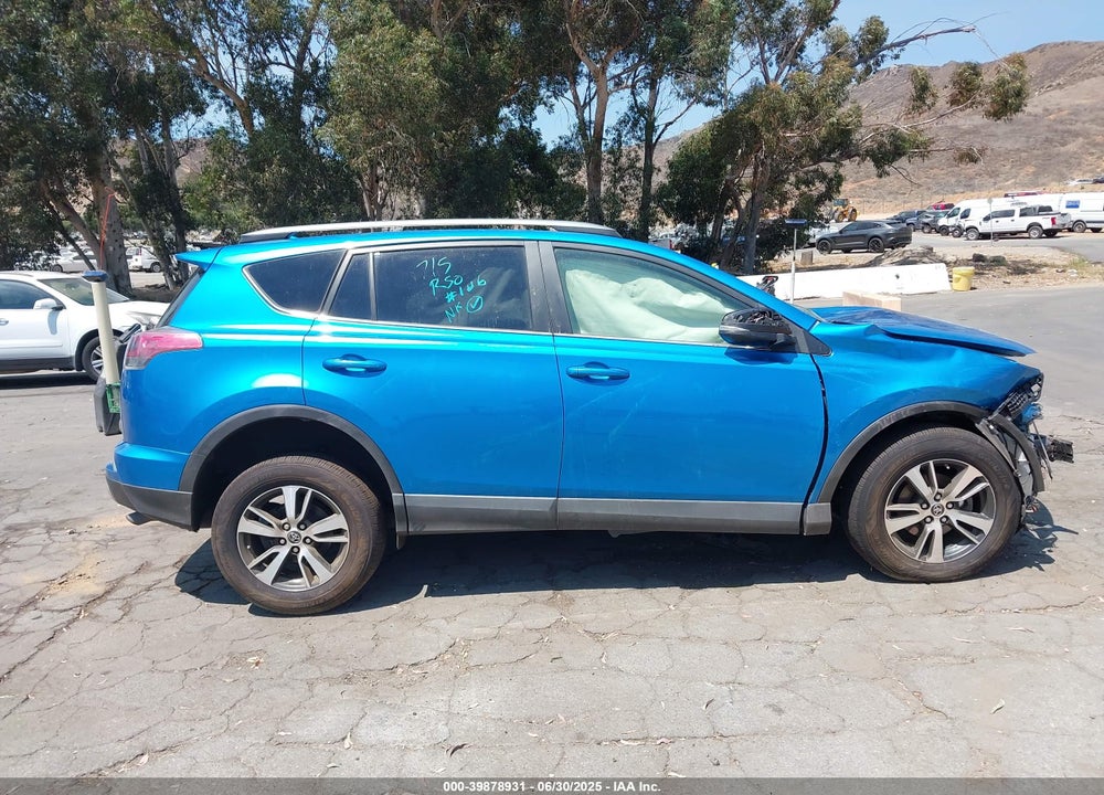 2017 TOYOTA RAV4 VIN: JTMWFREV8HD108002