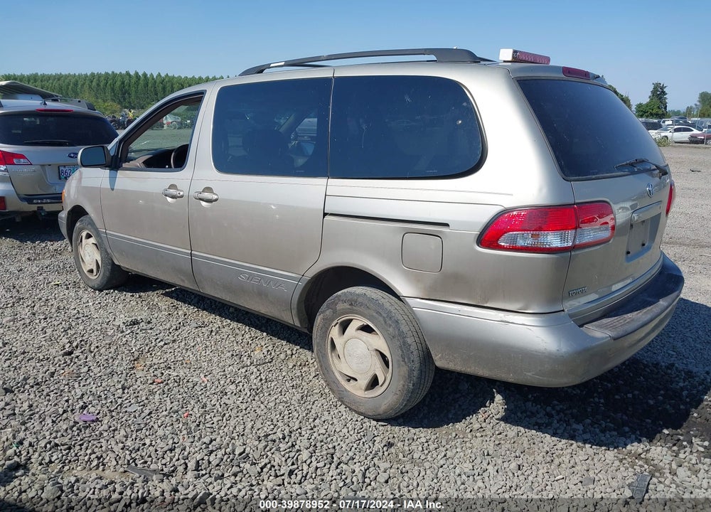 2002 TOYOTA SIENNA LE VIN: 4T3ZF13C52U469049