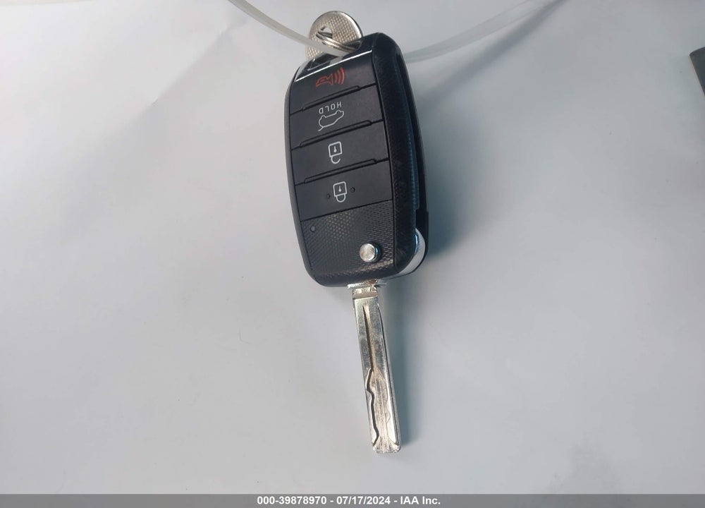2018 KIA SOUL VIN: KNDJN2A29J7623952