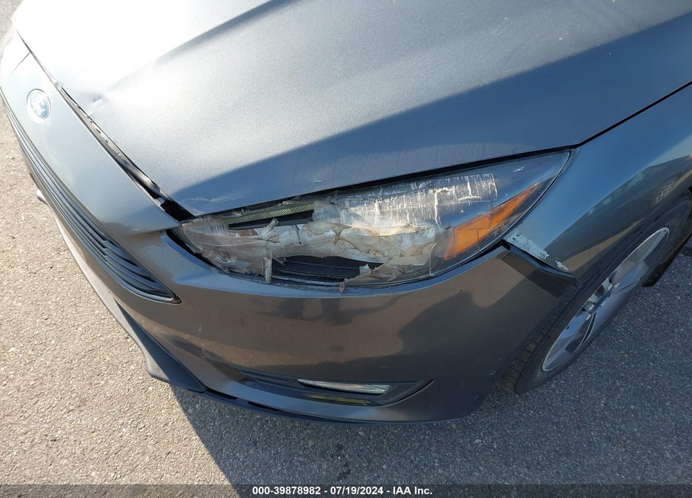 2018 FORD FOCUS SE VIN: 1FADP3F21JL270416