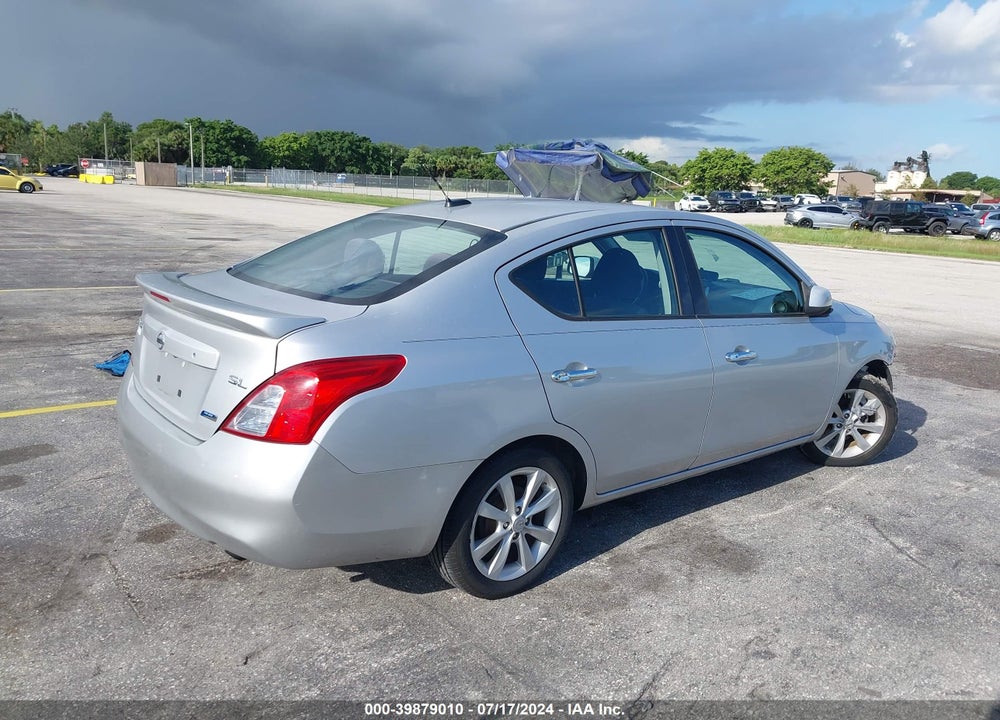 2014 NISSAN VERSA 1.6 SL VIN: 3N1CN7AP0EL876924