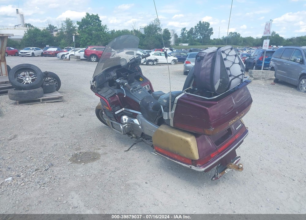 1990 HONDA GL1500 VIN: 1HFSC2205LA200742