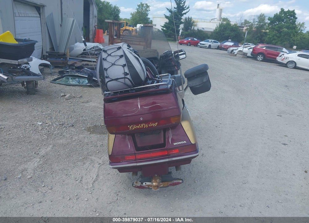 1990 HONDA GL1500 VIN: 1HFSC2205LA200742
