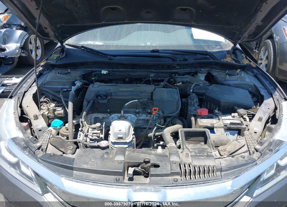 2017 HONDA ACCORD VIN: 1HGCR2F34HA257069