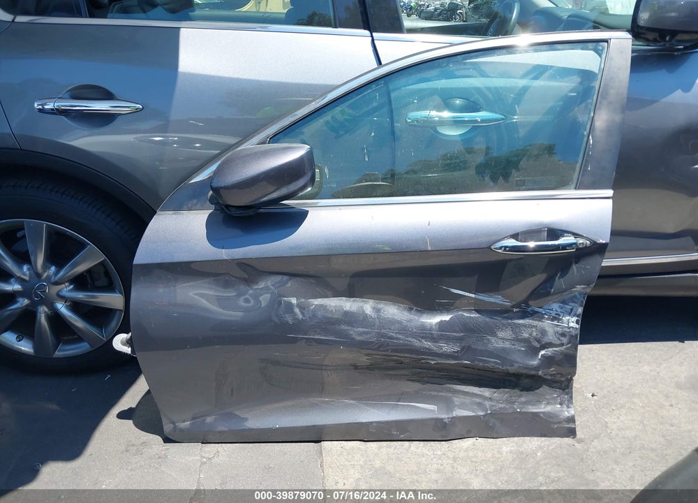 2017 HONDA ACCORD VIN: 1HGCR2F34HA257069