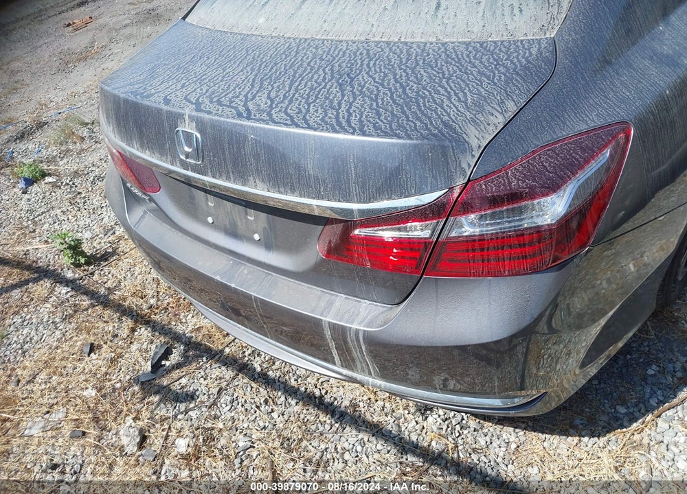 2017 HONDA ACCORD VIN: 1HGCR2F34HA257069