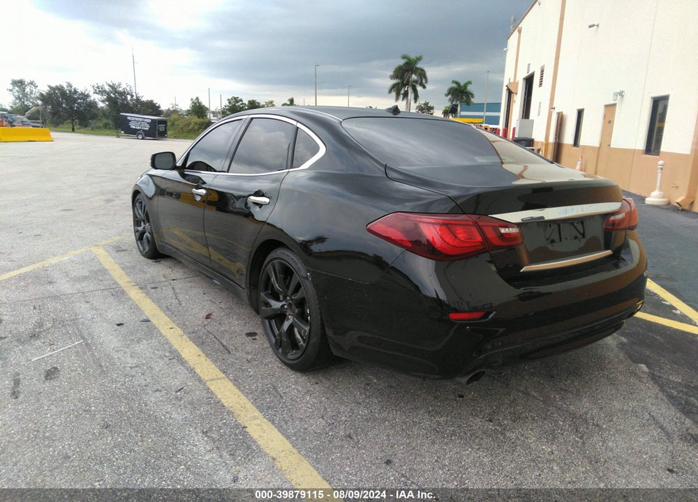 2015 INFINITI Q70 3.7 VIN: JN1BY1AP4FM540975