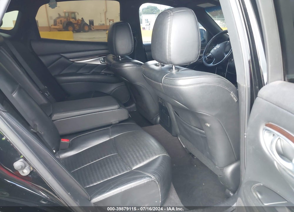 2015 INFINITI Q70 3.7 VIN: JN1BY1AP4FM540975