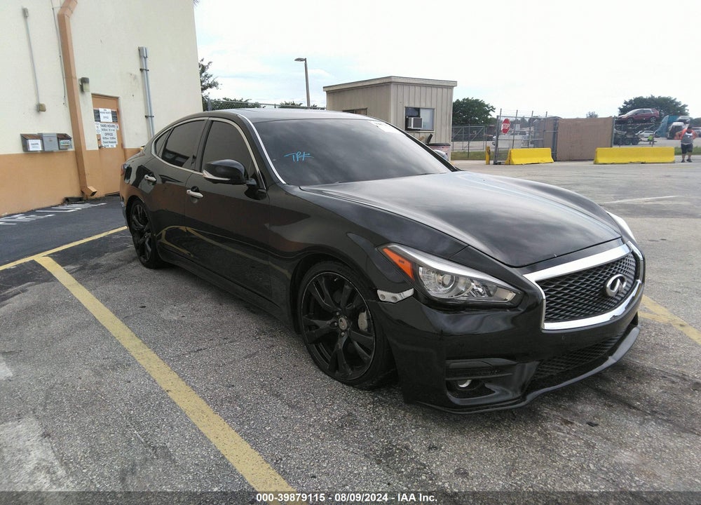 2015 INFINITI Q70 3.7 VIN: JN1BY1AP4FM540975