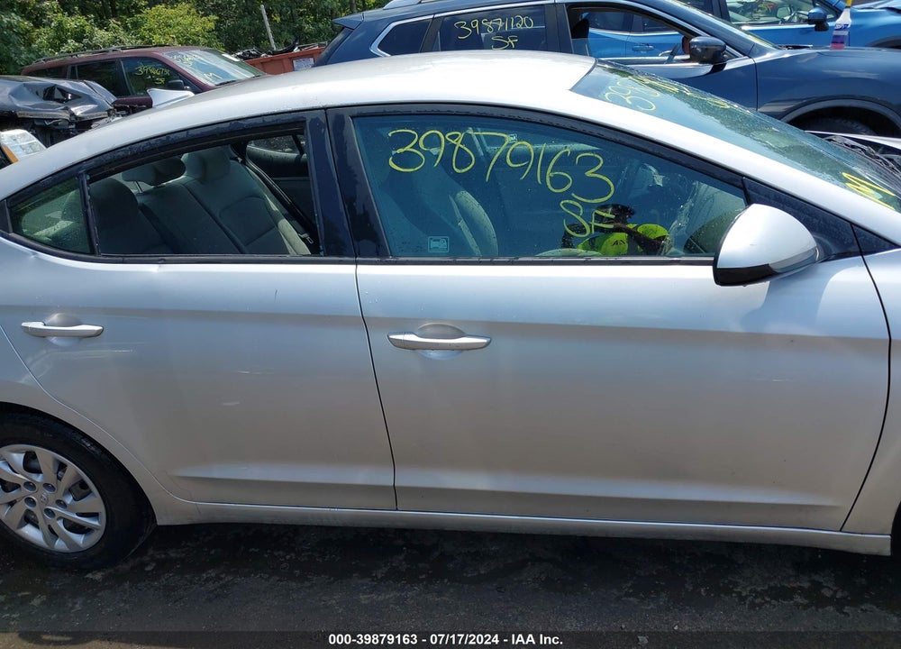 2017 HYUNDAI ELANTRA SE VIN: KMHD74LF7HU082037