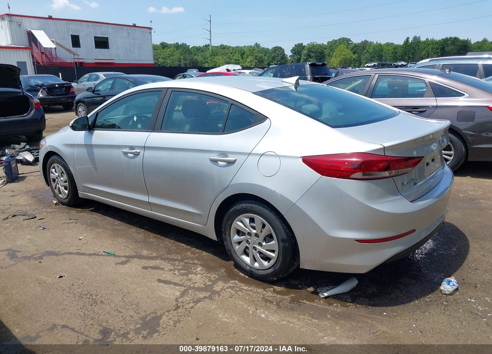 2017 HYUNDAI ELANTRA SE VIN: KMHD74LF7HU082037