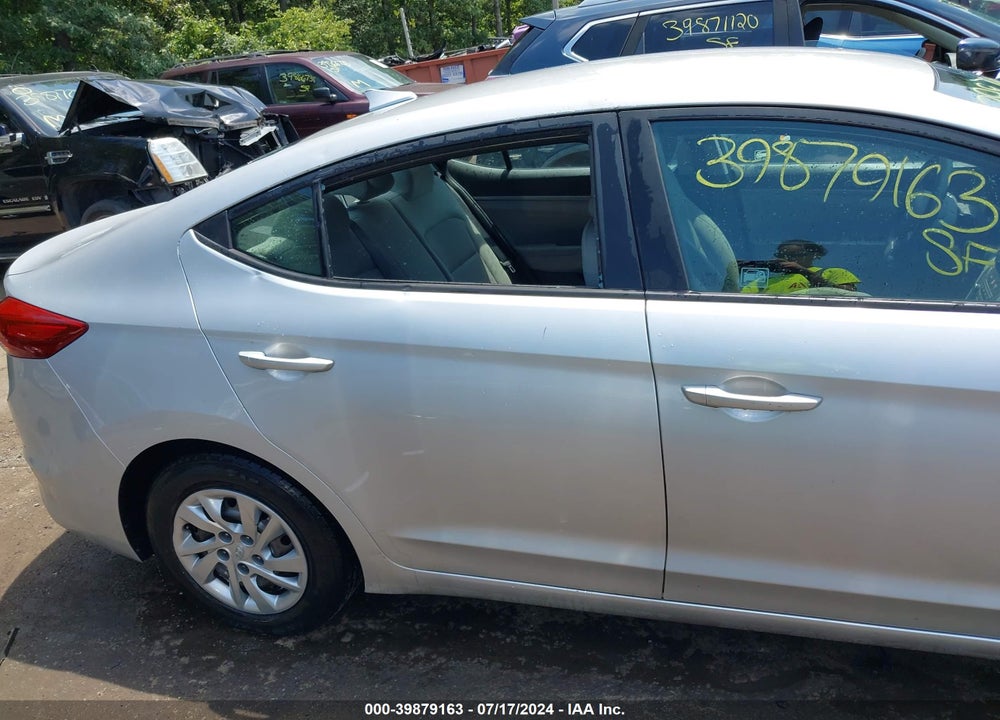 2017 HYUNDAI ELANTRA SE VIN: KMHD74LF7HU082037