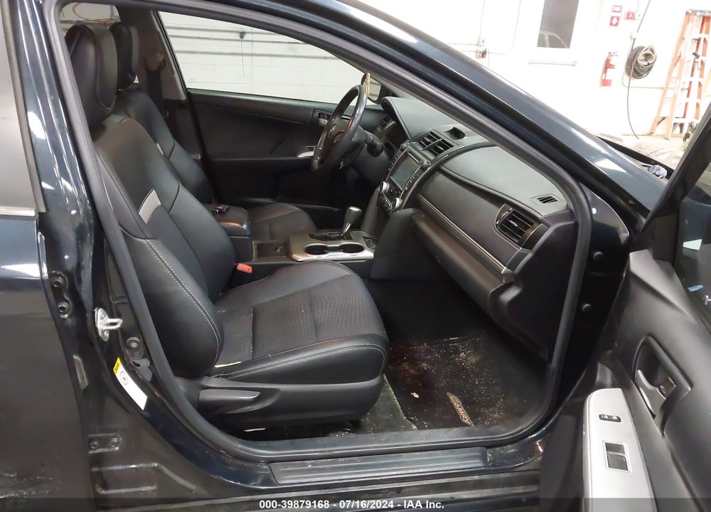 2014 TOYOTA CAMRY HYBRID SE LIMITED EDITION VIN: 4T1BD1FK9EU121813