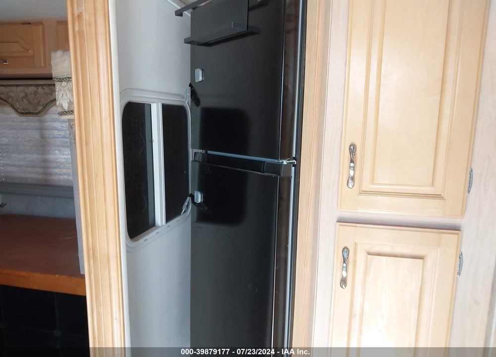2004 COACHMEN TRAVEL VIN: 1TC3B255241307682
