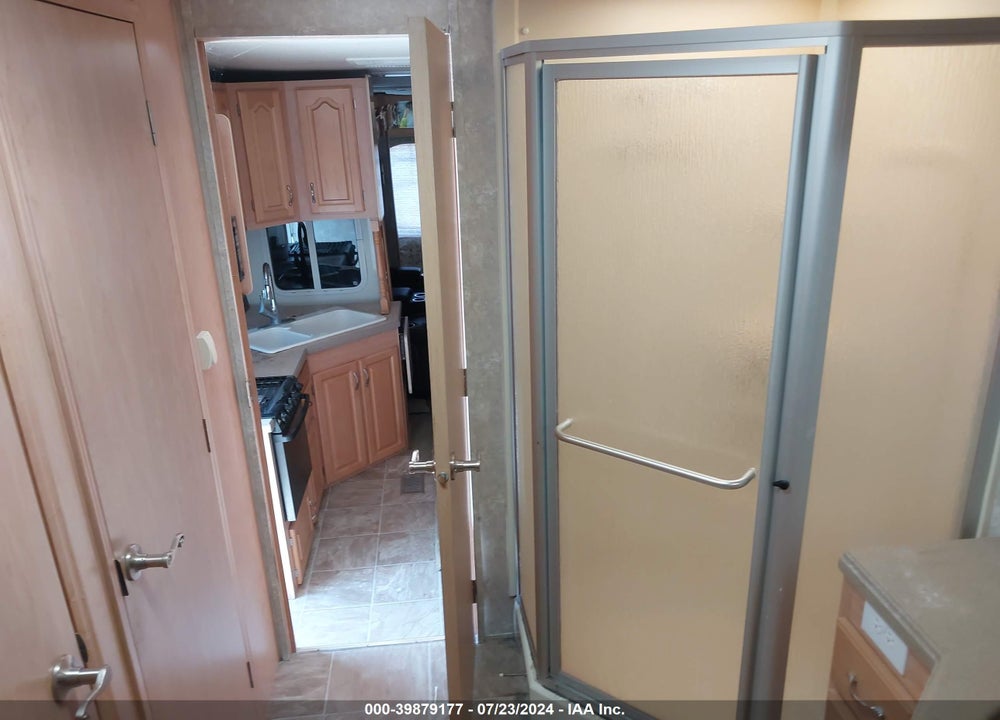 2004 COACHMEN TRAVEL VIN: 1TC3B255241307682