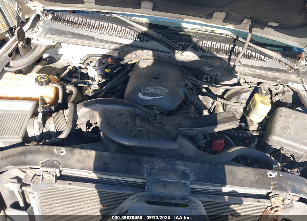 2002 CHEVROLET TAHOE LT VIN: 1GNEK13Z52J197557
