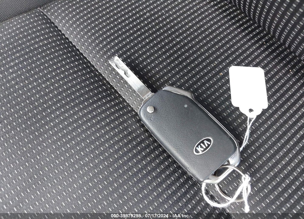 2019 KIA FORTE LXS VIN: 3KPF24AD6KE073672