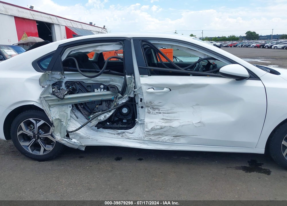 2019 KIA FORTE LXS VIN: 3KPF24AD6KE073672