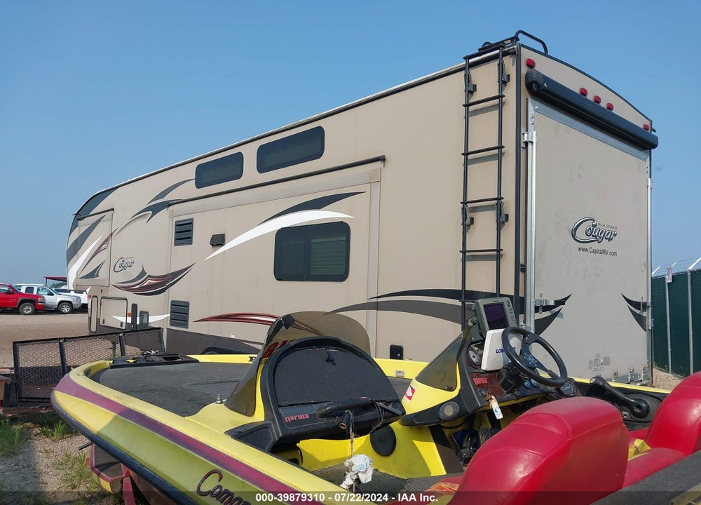 2015 KEYSTONE OTHER VIN: 4YDF33826F2500411