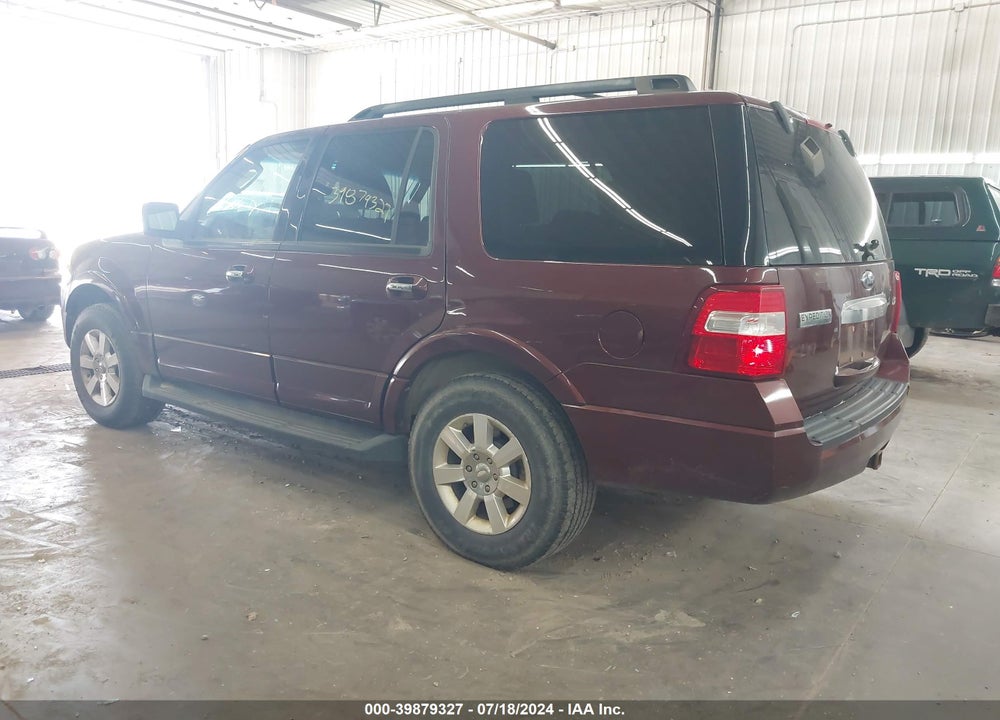 2010 FORD EXPEDITION XLT VIN: 1FMJU1G59AEA43350