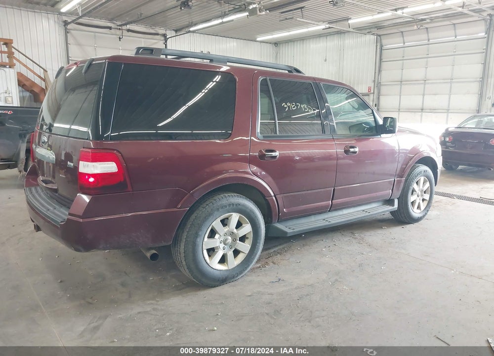 2010 FORD EXPEDITION XLT VIN: 1FMJU1G59AEA43350
