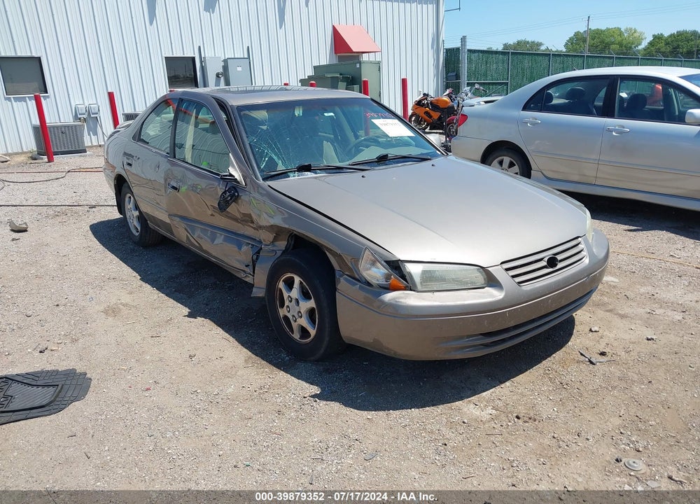 1999 TOYOTA CAMRY LE VIN: 4T1BG22K3XU478393