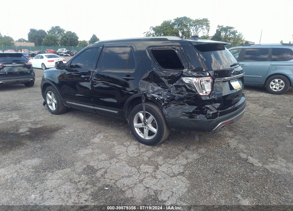 2017 FORD EXPLORER XLT VIN: 1FM5K8D86HGD73895