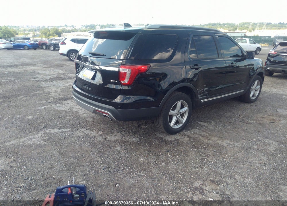2017 FORD EXPLORER XLT VIN: 1FM5K8D86HGD73895
