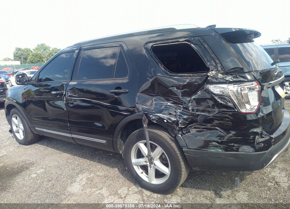2017 FORD EXPLORER XLT VIN: 1FM5K8D86HGD73895