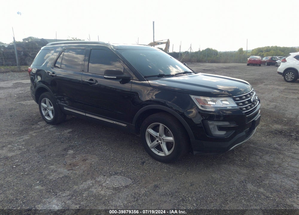 2017 FORD EXPLORER XLT VIN: 1FM5K8D86HGD73895