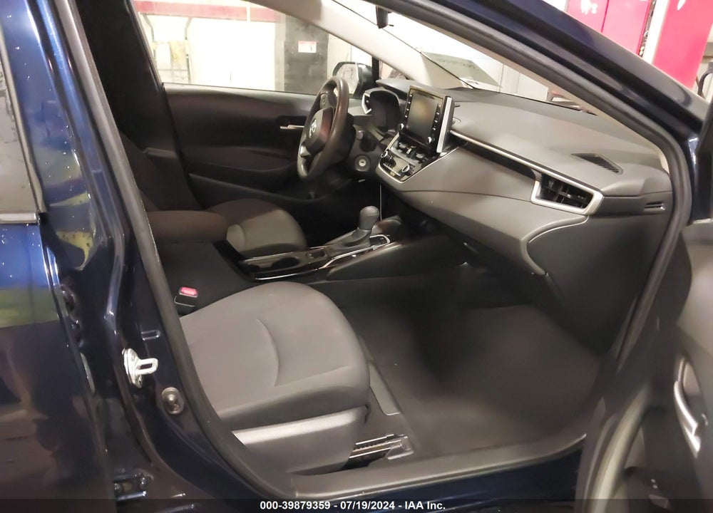 2020 TOYOTA COROLLA LE VIN: JTDEPRAE7LJ102054