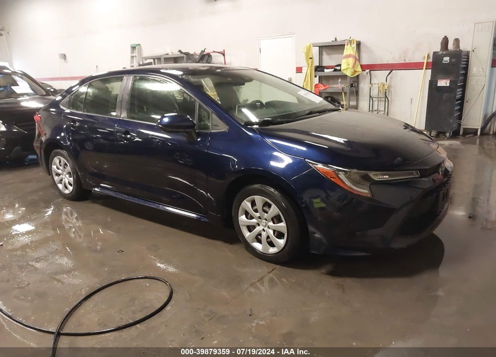 2020 TOYOTA COROLLA LE VIN: JTDEPRAE7LJ102054