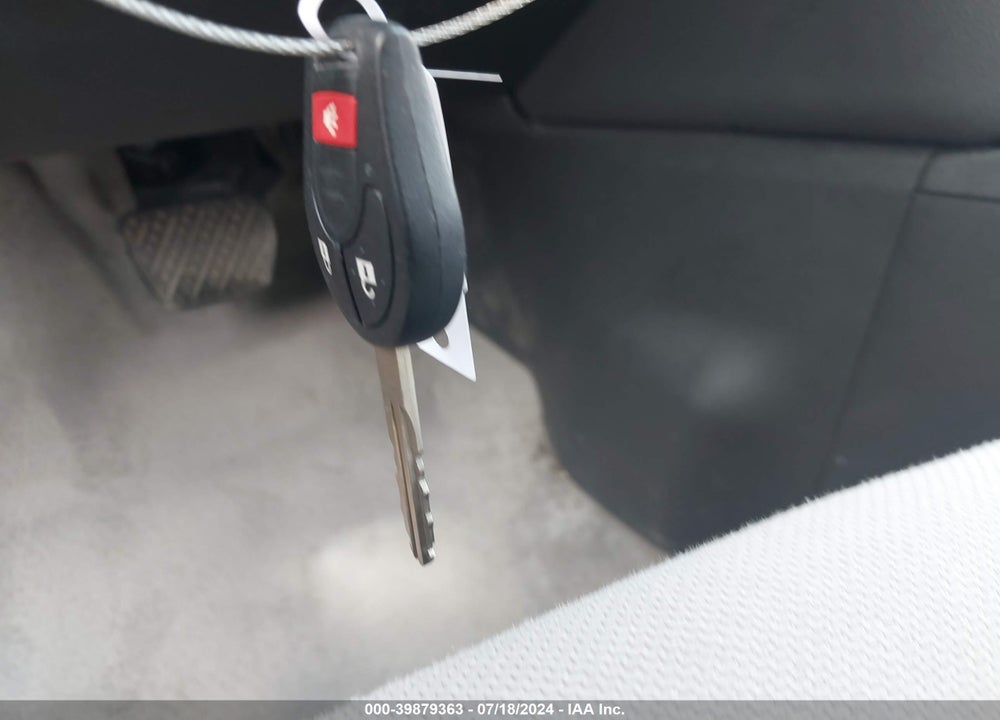 2011 NISSAN ROGUE S VIN: JN8AS5MV5BW256639