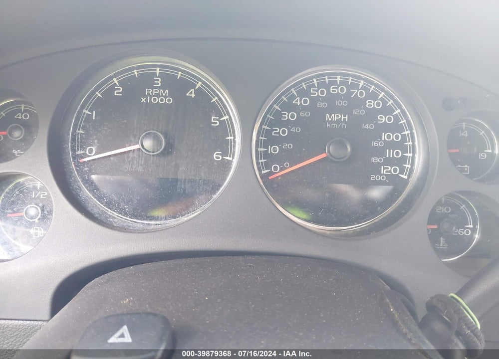 2008 CHEVROLET SUBURBAN VIN: 3GNFC160XHG109496