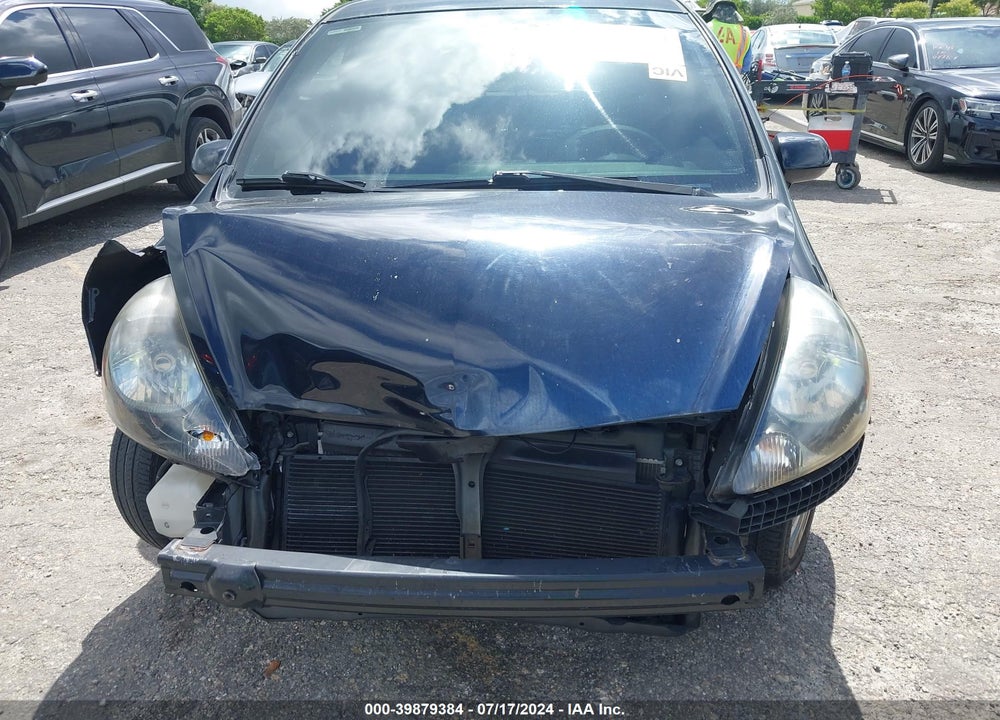 2008 HONDA FIT VIN: JHMGD38498S044203
