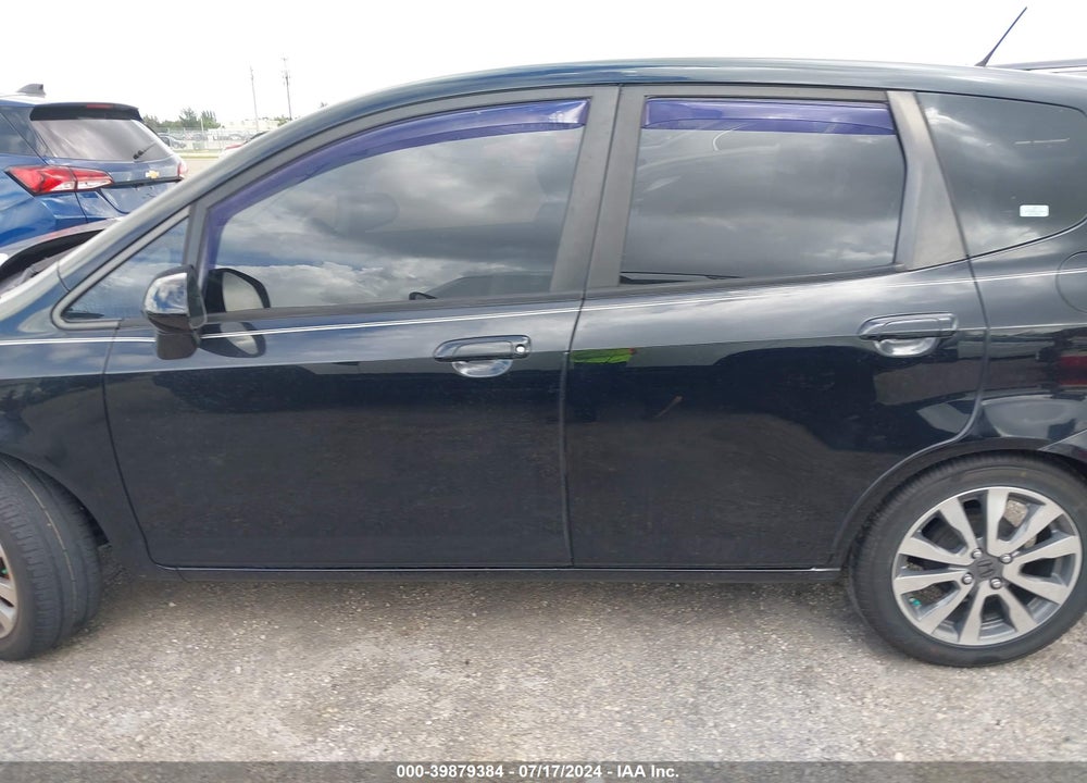 2008 HONDA FIT VIN: JHMGD38498S044203