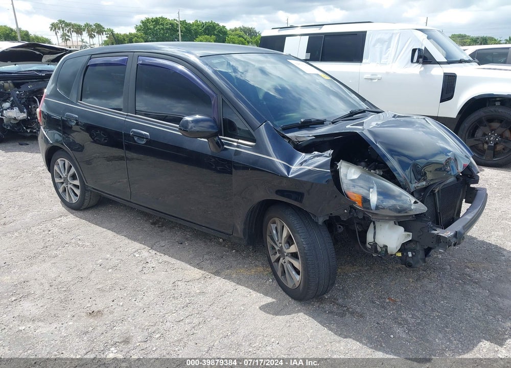 2008 HONDA FIT VIN: JHMGD38498S044203