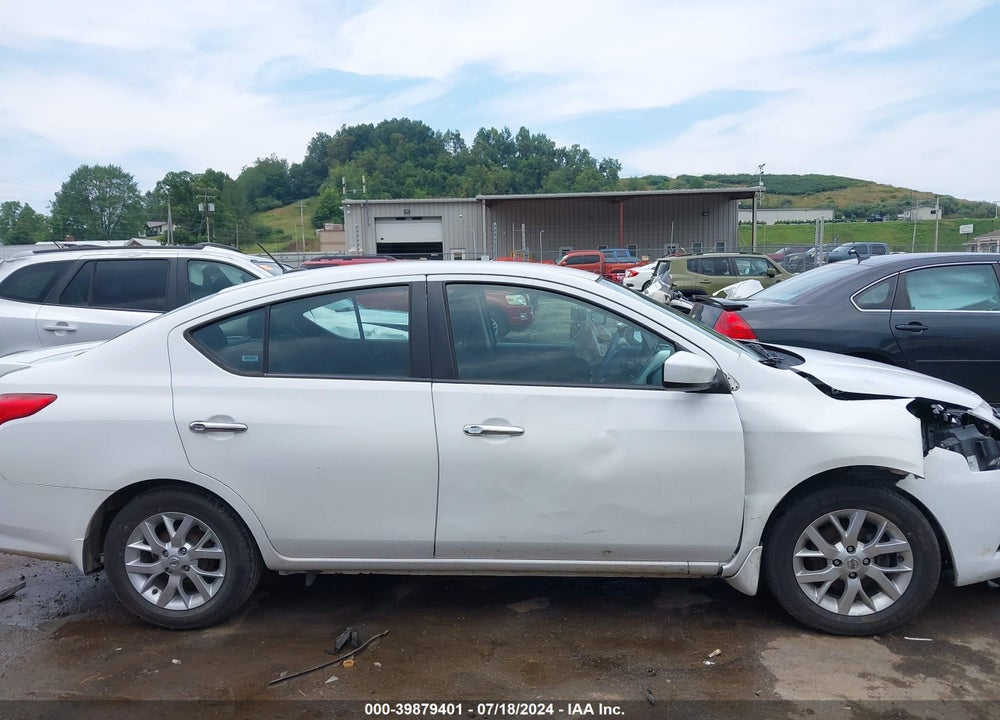 2018 NISSAN VERSA 1.6 SV VIN: 3N1CN7AP1JL821683