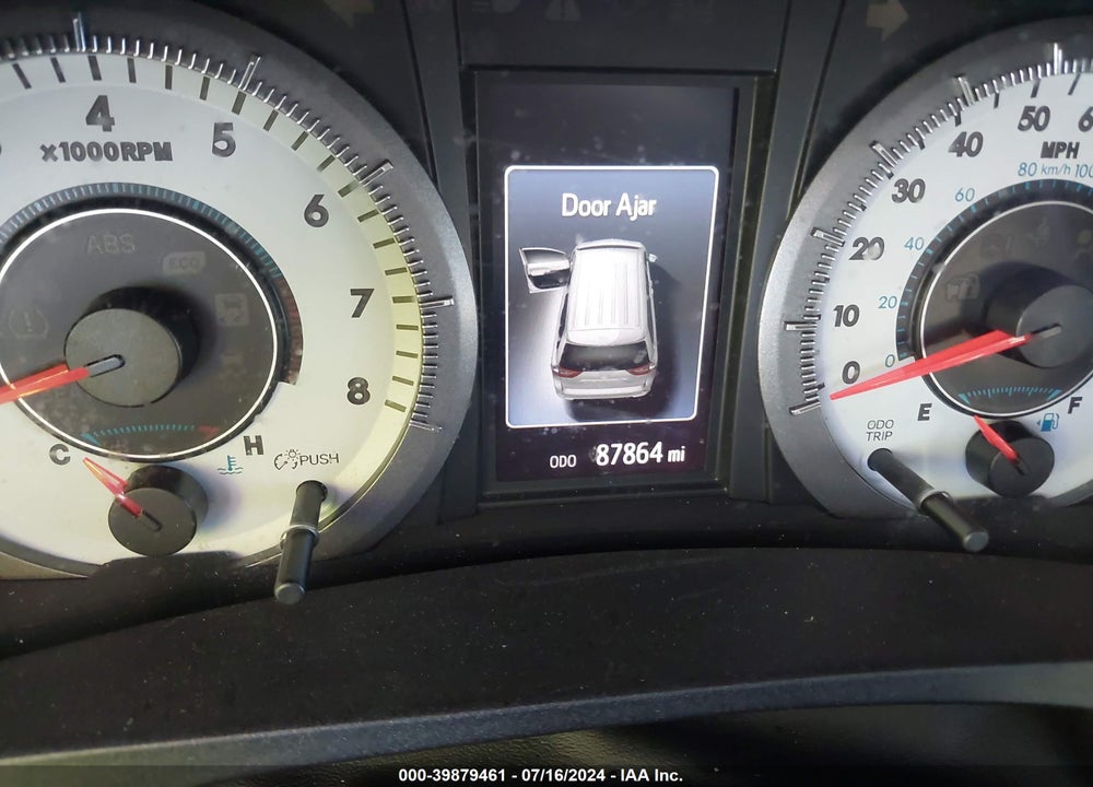2016 TOYOTA SIENNA SE 8 PASSENGER VIN: 5TDXK3DC4GS750572