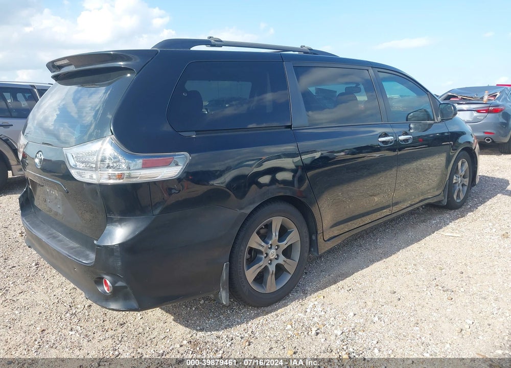 2016 TOYOTA SIENNA SE 8 PASSENGER VIN: 5TDXK3DC4GS750572