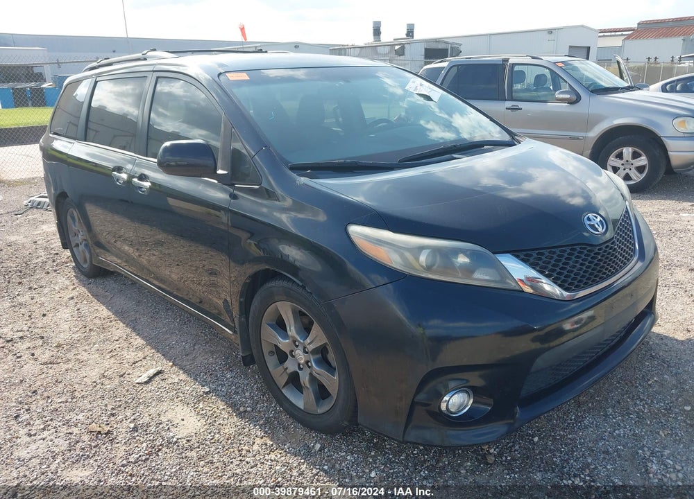 2016 TOYOTA SIENNA SE 8 PASSENGER VIN: 5TDXK3DC4GS750572